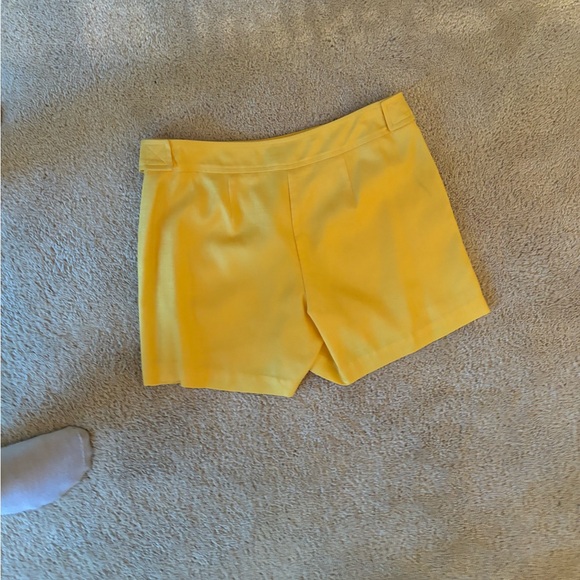 Cache matching jacket and skort. Rouched arms like new - Picture 8 of 8